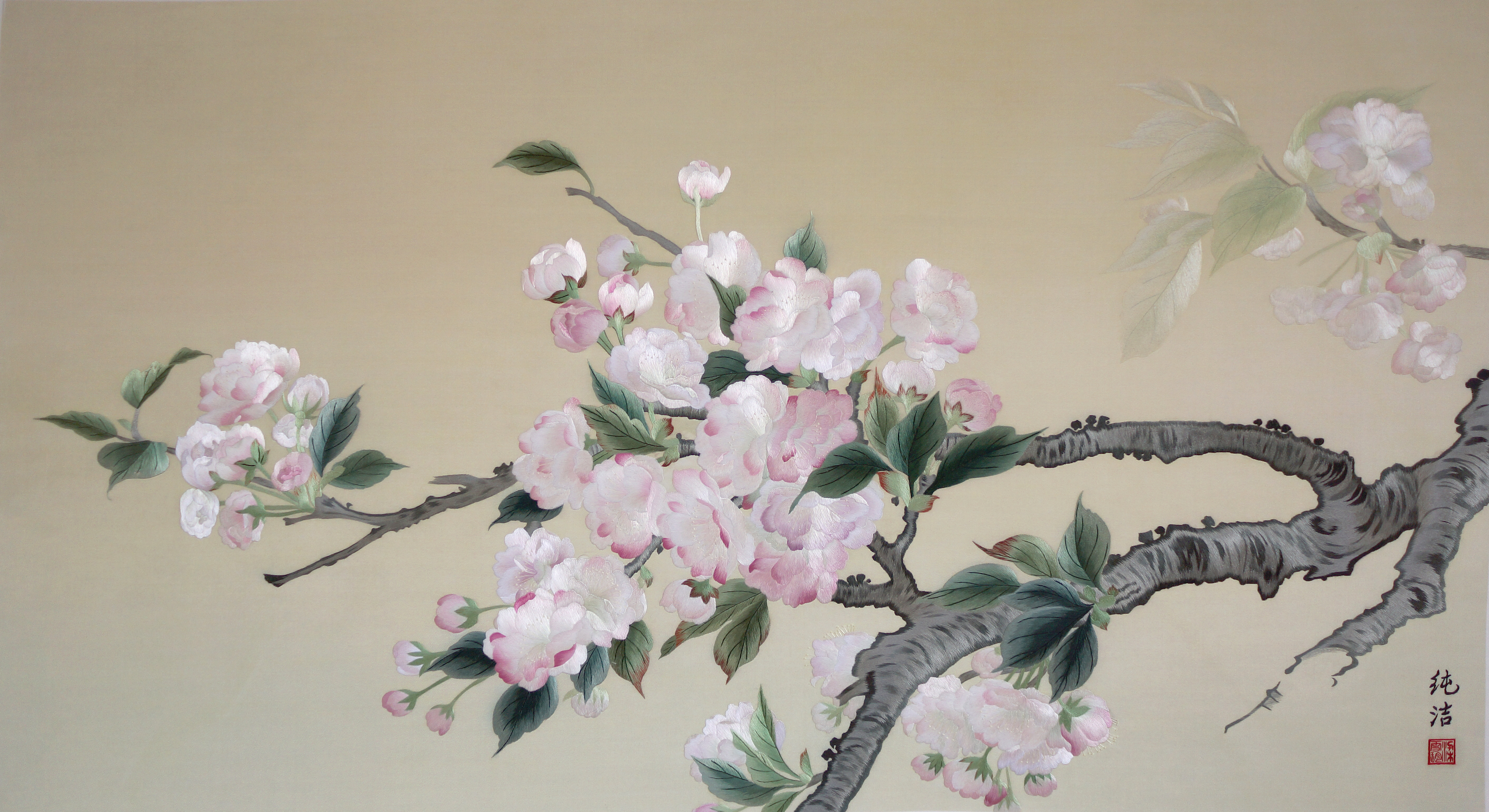 梁雪珍作品《纯洁（玉兰花）》在2012年第八届广州工艺美术精品评比中获金奖.JPG