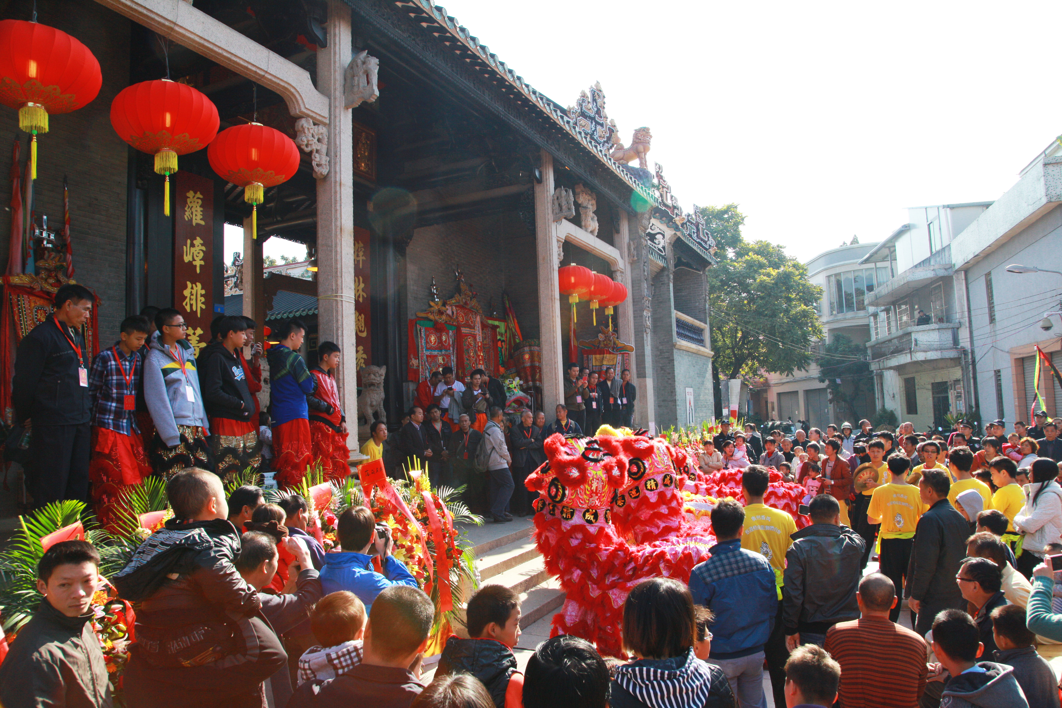 2013年重修落成现场 (1).jpg