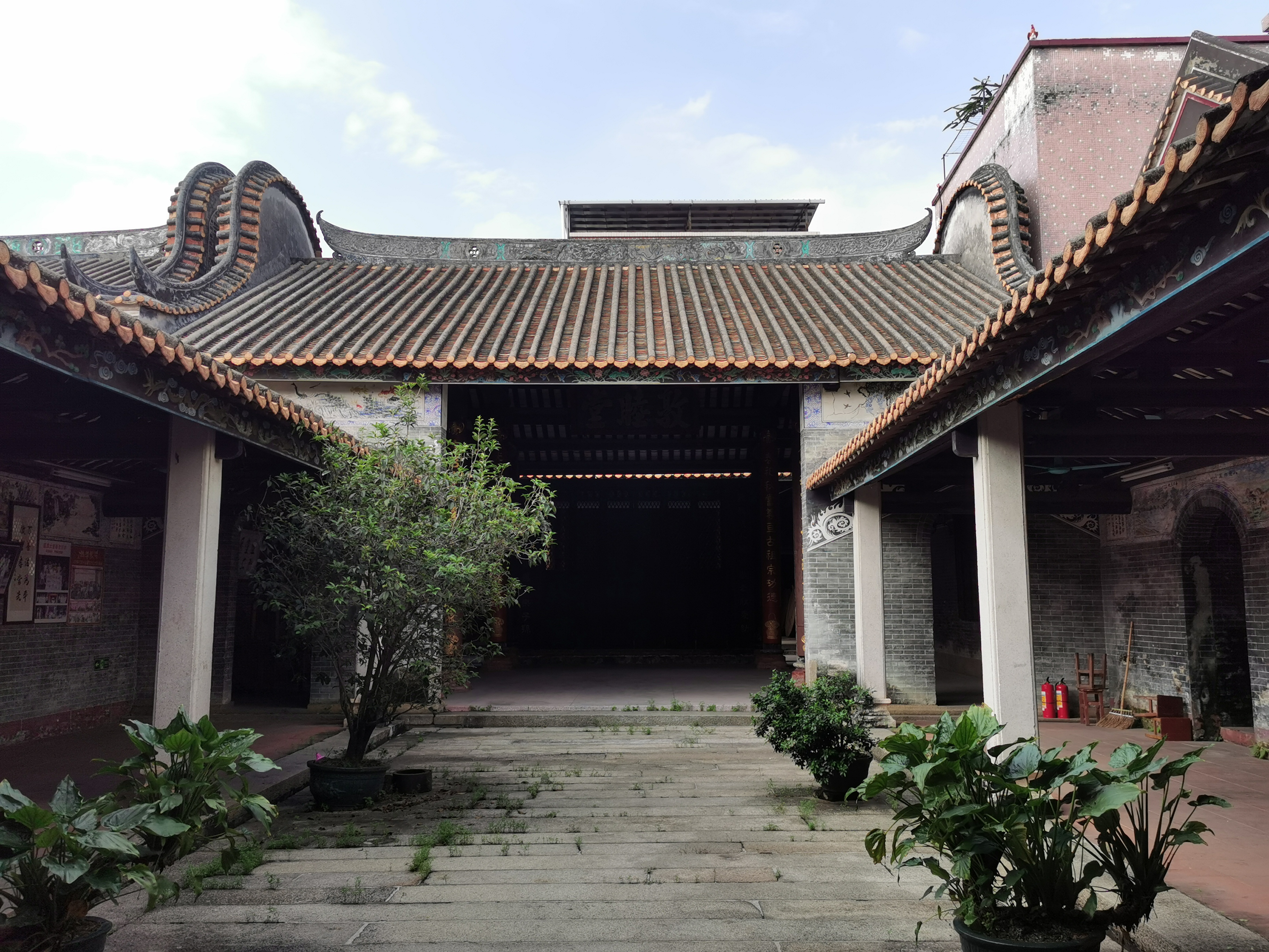 区氏八世祖祠-5.jpg