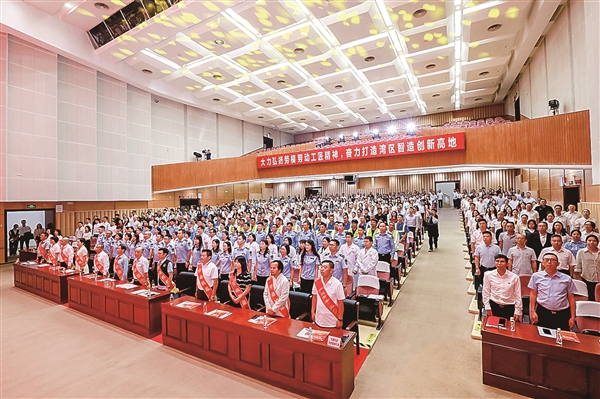 0429p1-3_b.jpg