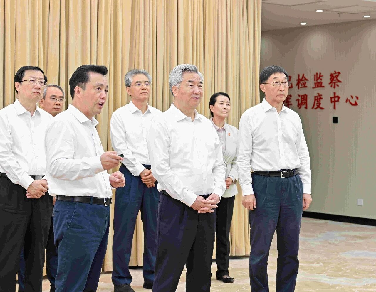 新华社1.jpg